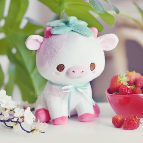 Plush: Sherry (Strawberry)